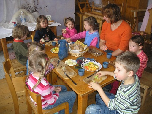 Am Frhstckstisch (3)